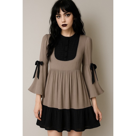 Tony Cohen Dresses & Skirts - Tony Cohen Moody Whimsigoth 100% Silk Bell Sleeve Babydoll Dress Grey/Black Sz 6